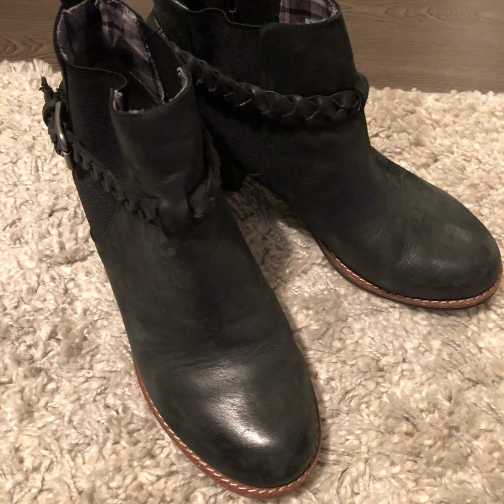 Speedy Ankle Boots.